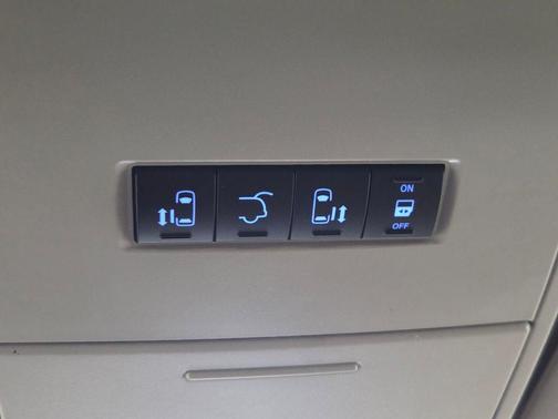 2015 Chrysler Town & Country Touring