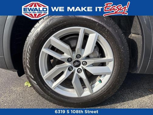 2022 Audi Q5 45 S line quattro Premium