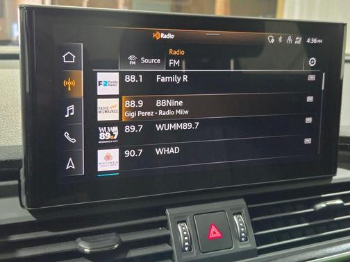 2022 Audi Q5 45 S line quattro Premium