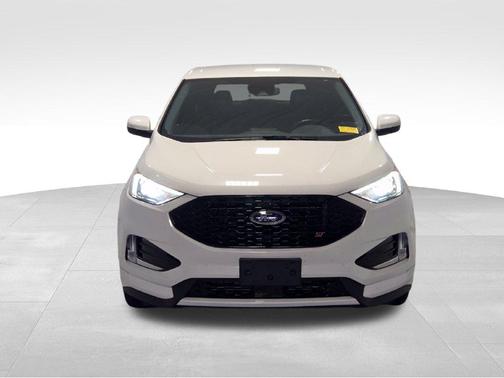 White Metallic 2021 Ford Edge ST