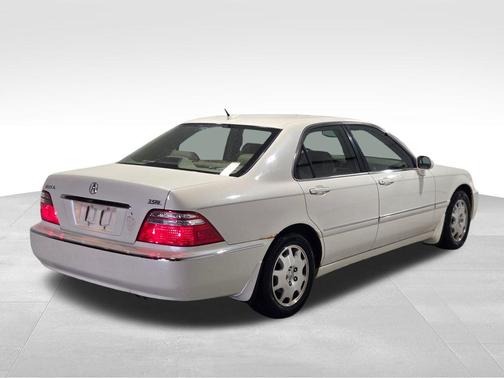 2004 Acura RL 3.5