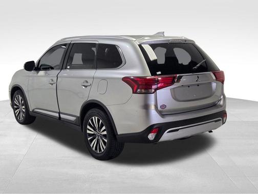 2020 Mitsubishi Outlander SEL
