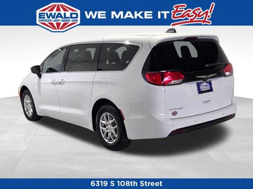 2026 Chrysler Voyager LX