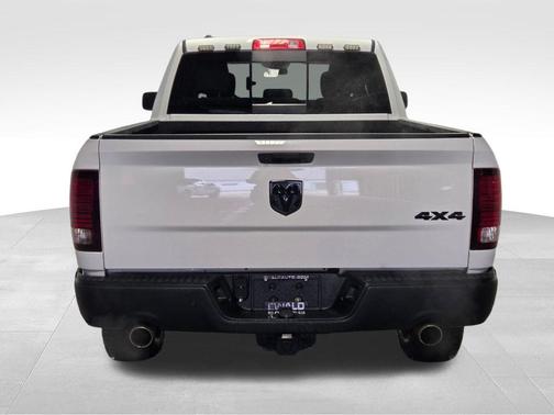 2020 RAM 1500 Classic SLT