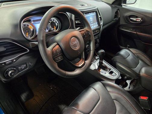 2022 Jeep Cherokee Trailhawk