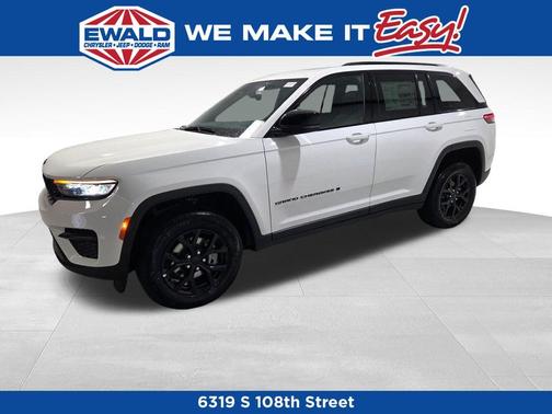 2025 Jeep Grand Cherokee Laredo