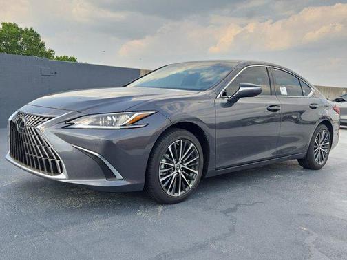 2025 Lexus ES 300h Base