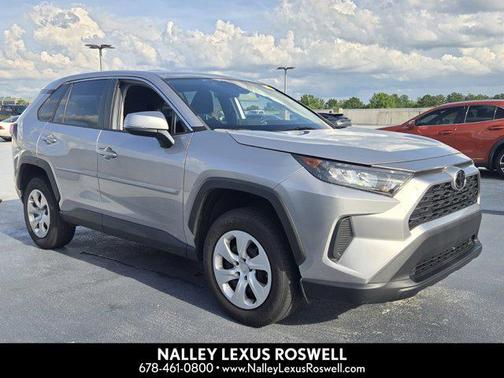 2022 Toyota RAV4 LE
