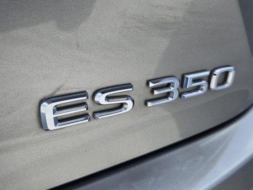 2017 Lexus ES 350 Base