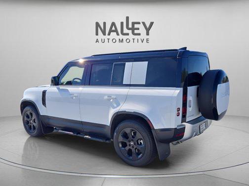 2025 Land Rover Defender 110 P300