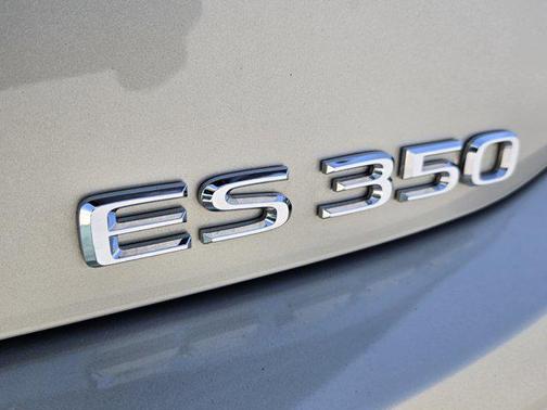 2025 Lexus ES 350 Base