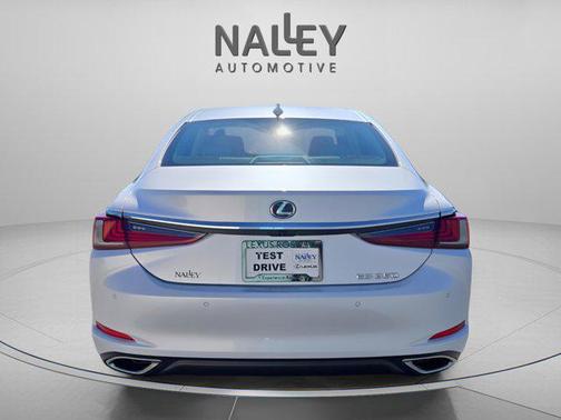 2023 Lexus ES 350 Base