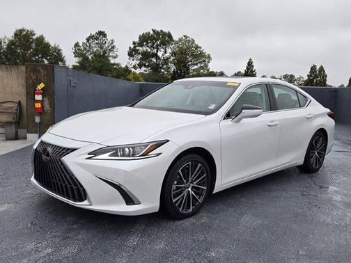 2023 Lexus ES 350 Base