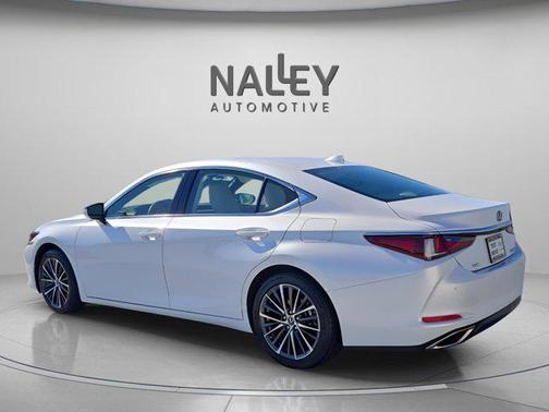2023 Lexus ES 350 Base