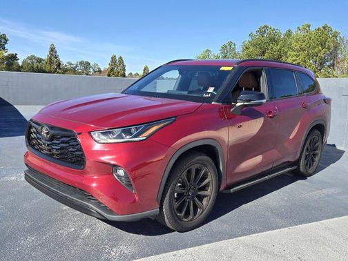 2022 Toyota Highlander Platinum