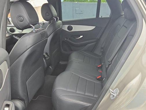 2019 Mercedes-Benz GLC 300 Base