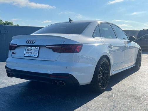 Glacier White Metallic 2021 Audi S4 3.0T Premium