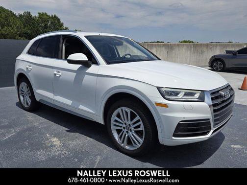 2018 Audi Q5 2.0T Premium Plus