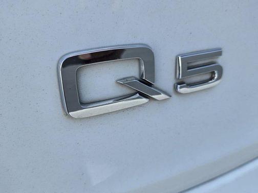 2018 Audi Q5 2.0T Premium Plus