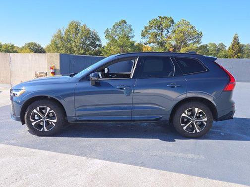 2026 Volvo XC60 B5 Core