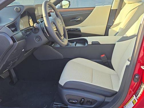 2025 Lexus ES 350 Base