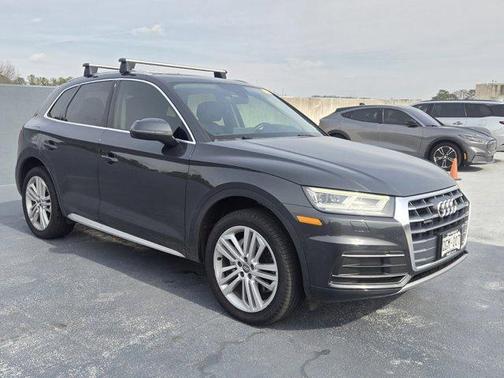 2020 Audi Q5 45 Premium Plus