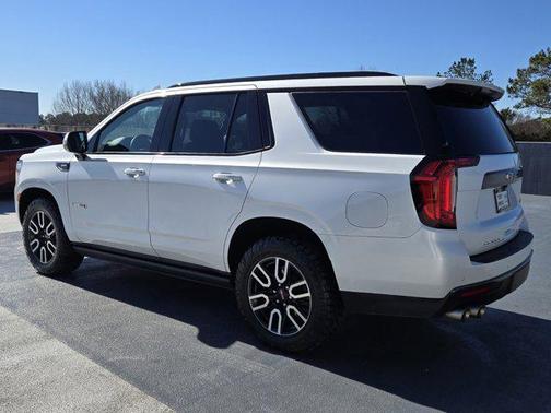 2022 GMC Yukon 4WD AT4