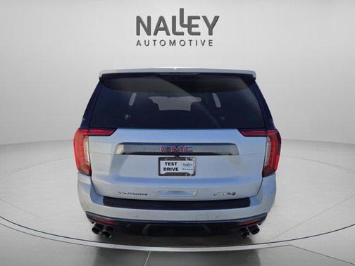 2022 GMC Yukon 4WD AT4