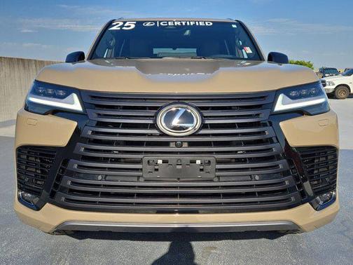 2025 Lexus LX 700h Overtrail