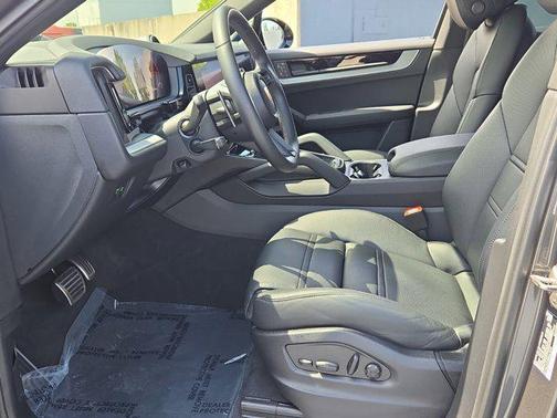 2024 Porsche Cayenne S