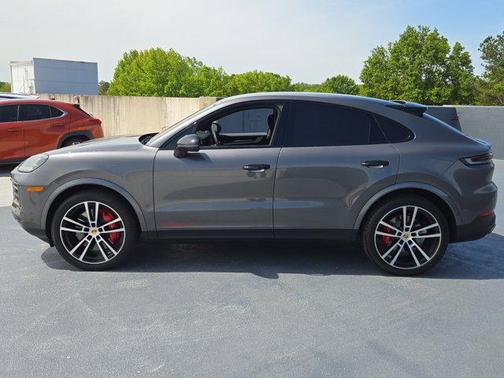 2024 Porsche Cayenne S