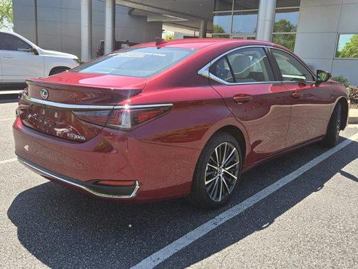 Matador Red Mica 2025 Lexus ES 300h Base