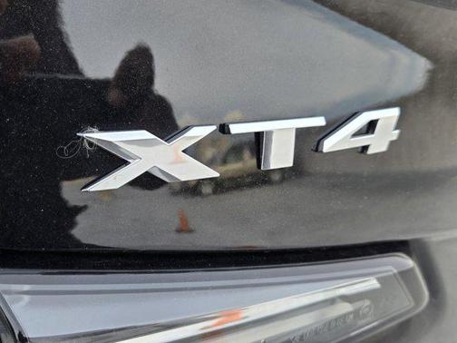 2024 Cadillac XT4 Sport
