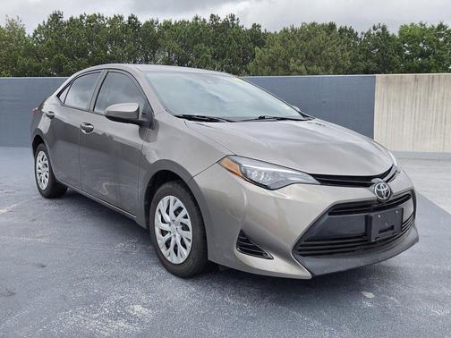 Gray Metallic 2018 Toyota Corolla LE