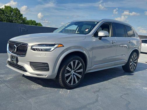 2023 Volvo XC90 B5 Core