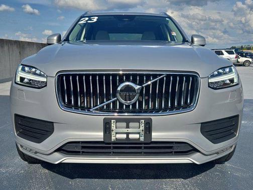 2023 Volvo XC90 B5 Core