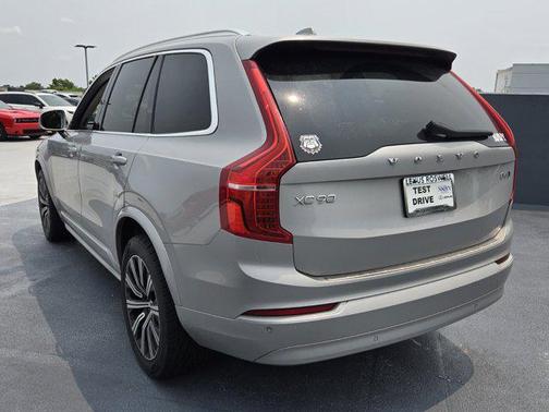2023 Volvo XC90 B5 Core