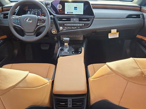 2025 Lexus ES 350 Base