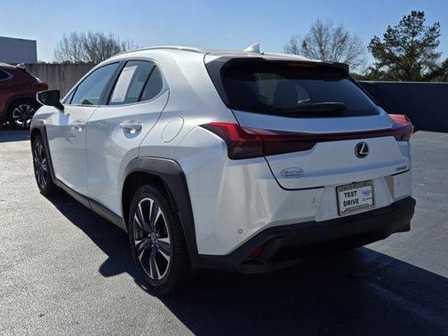 2021 Lexus UX 200 Base