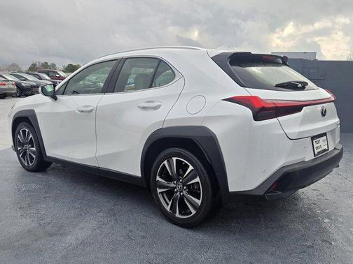 2021 Lexus UX 200 Base