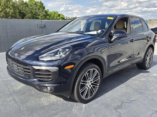 2018 Porsche Cayenne Base