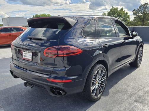 2018 Porsche Cayenne Base