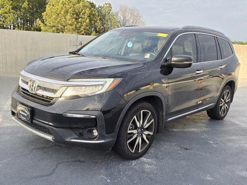 2020 Honda Pilot Touring 8-Passenger