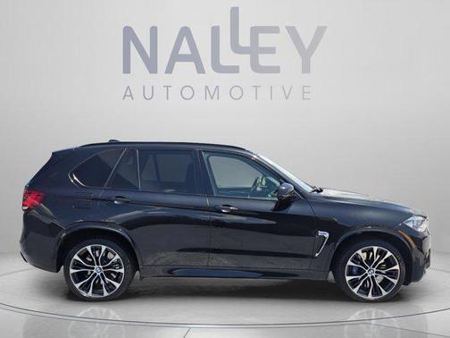 Black Sapphire Metallic 2018 BMW X5 M Base