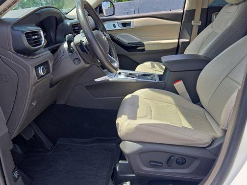 2021 Ford Explorer Platinum