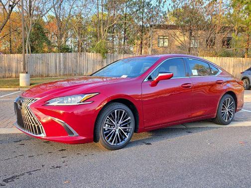 2025 Lexus ES 350 Base