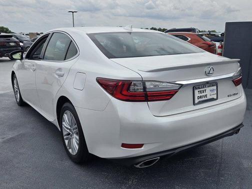 2016 Lexus ES 350 Base