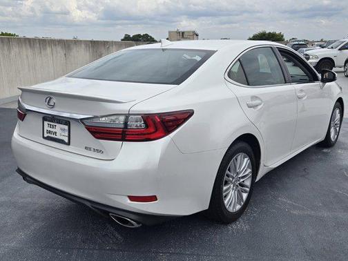 2016 Lexus ES 350 Base