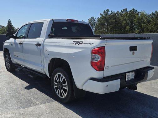 Super White 2018 Toyota Tundra SR5