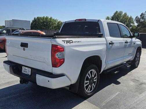 Super White 2018 Toyota Tundra SR5